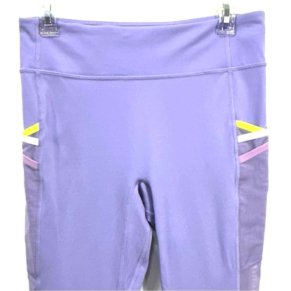 FABLETICS Trinity Motion365® Mid-Rise 7/8 Legging - Picture 3 of 8